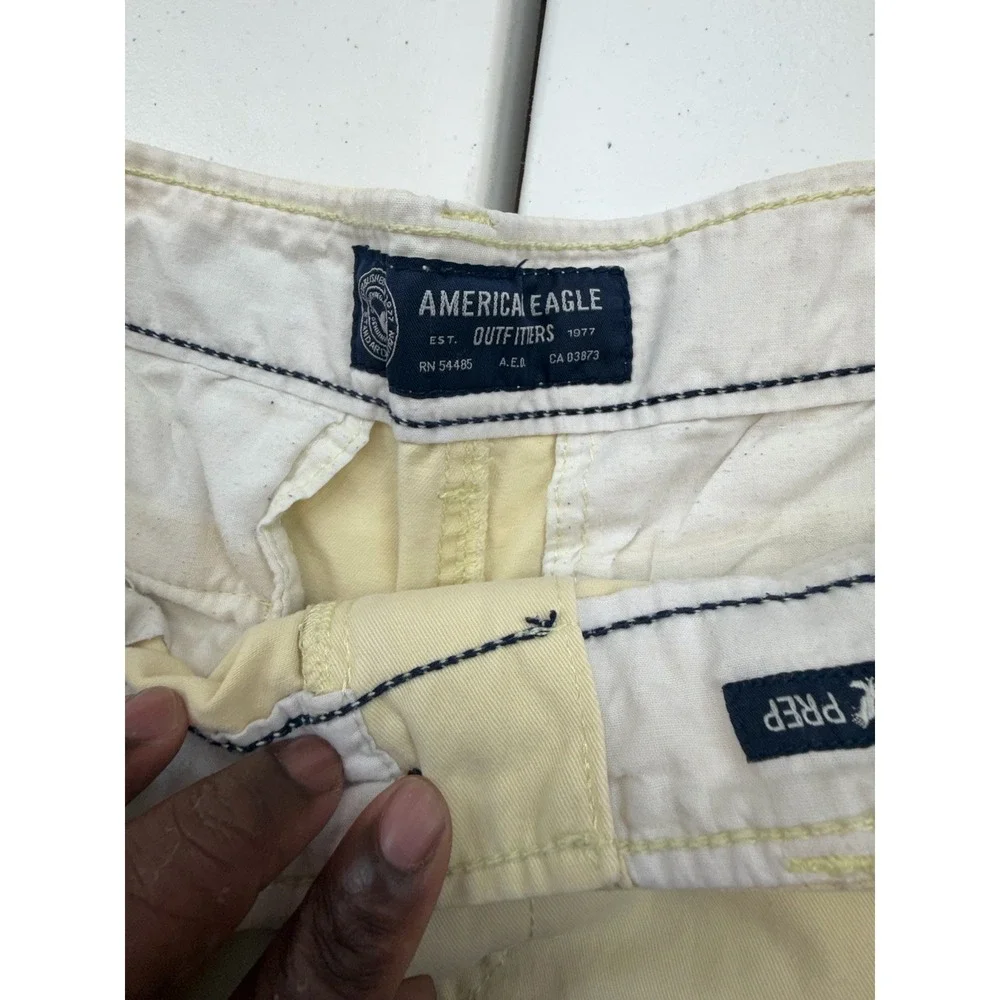 American Eagle Outfitters Prep Chino Shorts Mens 32 Yellow Classic